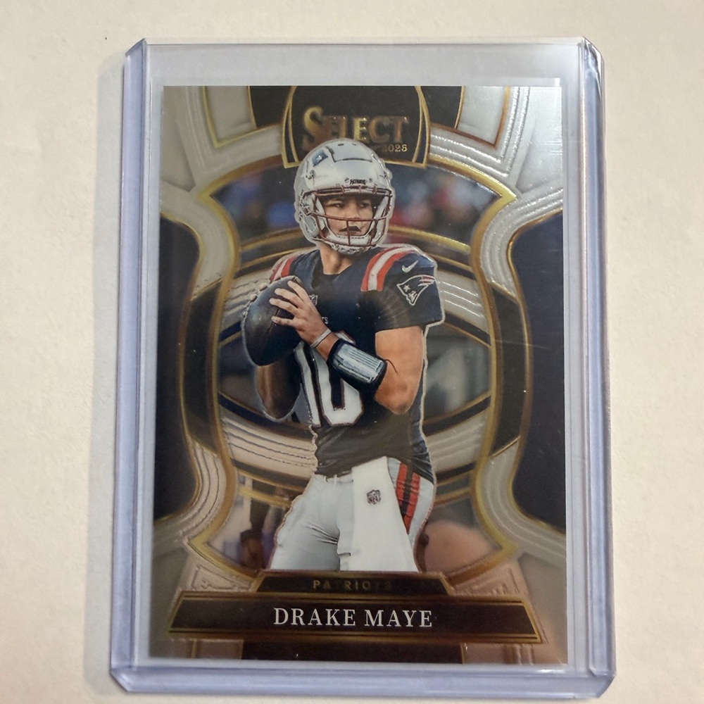 🔥 Drake Maye 2025 Select Football Trading Card